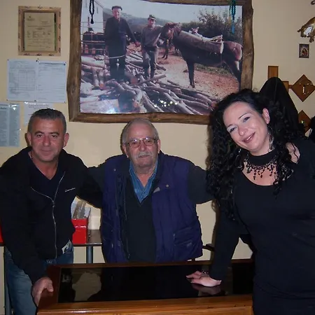 مانيس 3* Nimfaíon