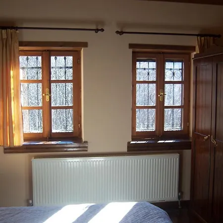 Manis Нимфайон