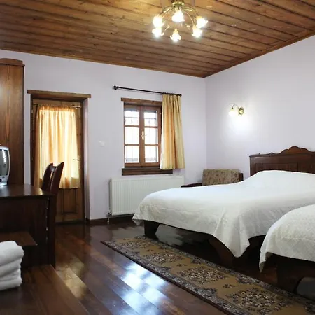 Manis Hotel Nymfaio